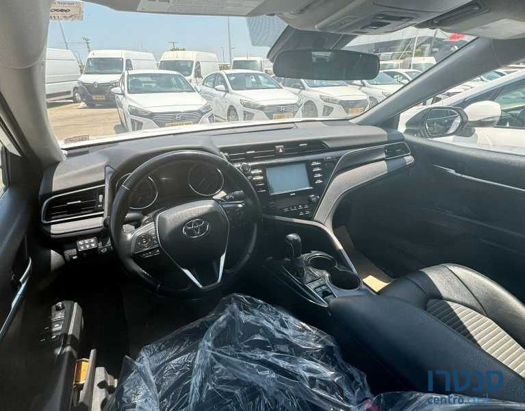 2021' Toyota Camry טויוטה קאמרי photo #4