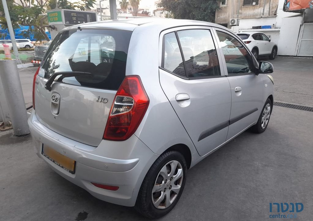 2012' Hyundai i10 יונדאי photo #2