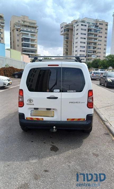 2021' Toyota Prius טויוטה פרואייס photo #3