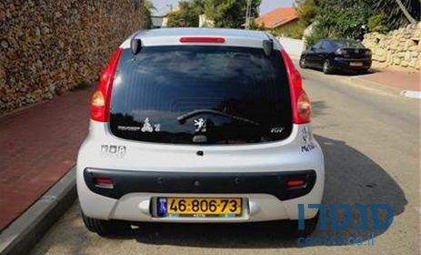 2010' Peugeot 107 107 פיג'ו photo #3