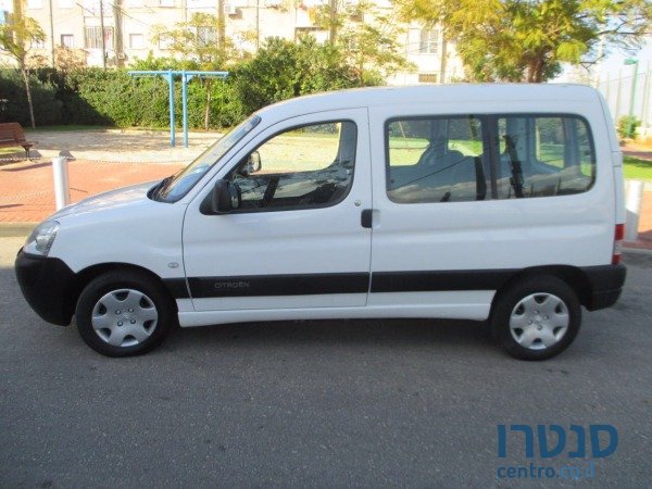 2010' Citroen Berlingo photo #1