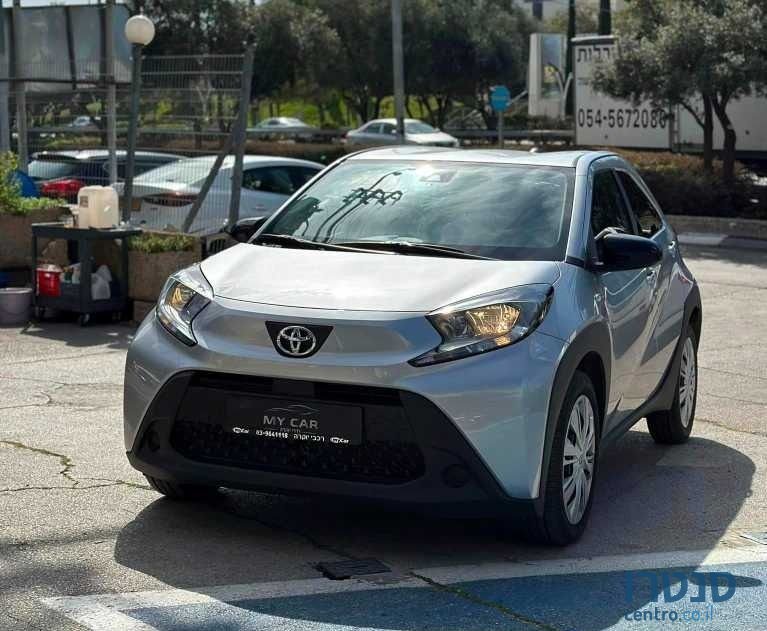 2023' Toyota Aygo טויוטה אייגו קרוס photo #1