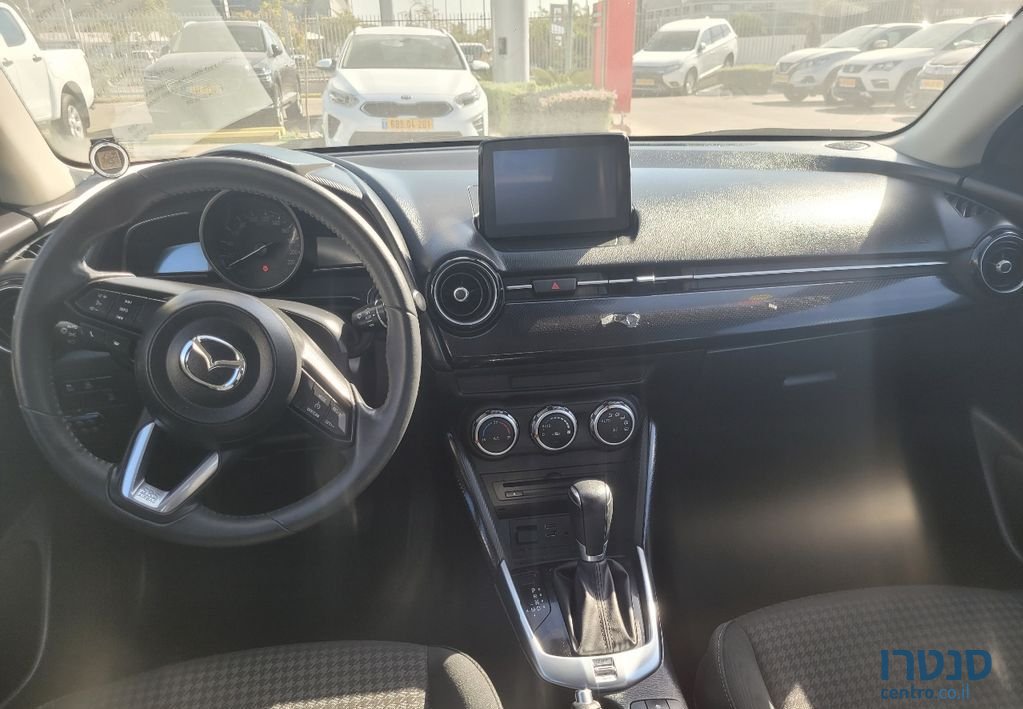 2019' Mazda 2 מאזדה photo #6