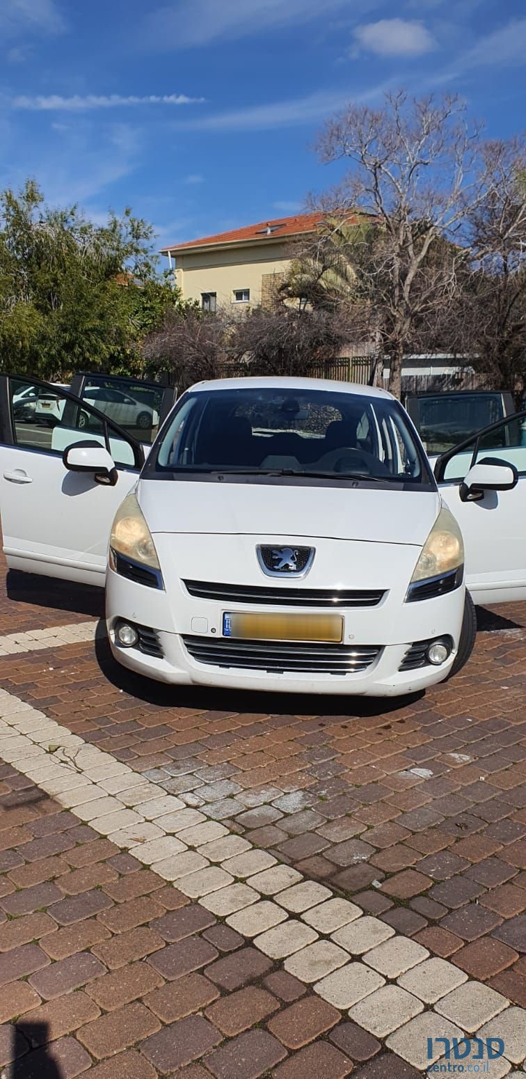 2013' Peugeot 5008 פיג'ו photo #6