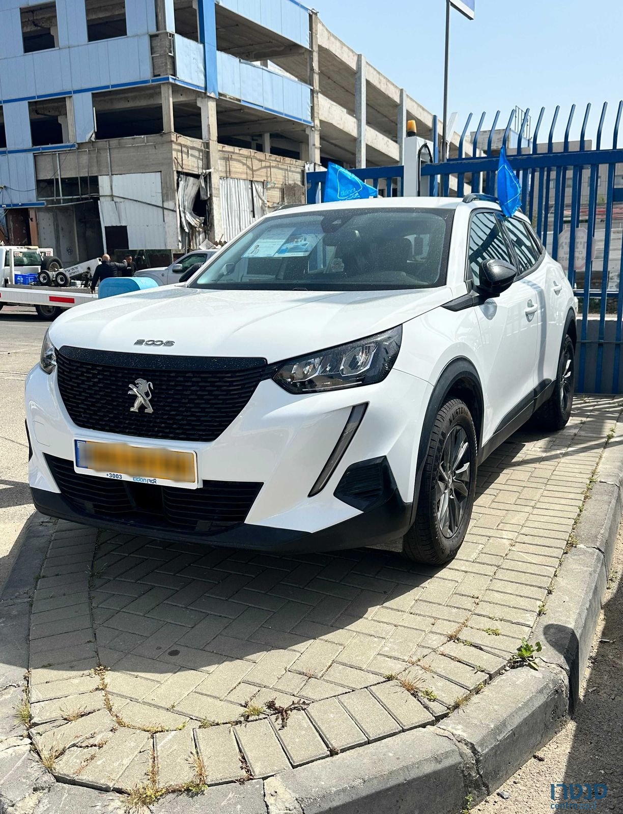 2022' Peugeot 2008 פיג'ו photo #1