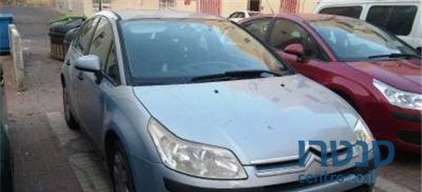 2008' Citroen C4 photo #1