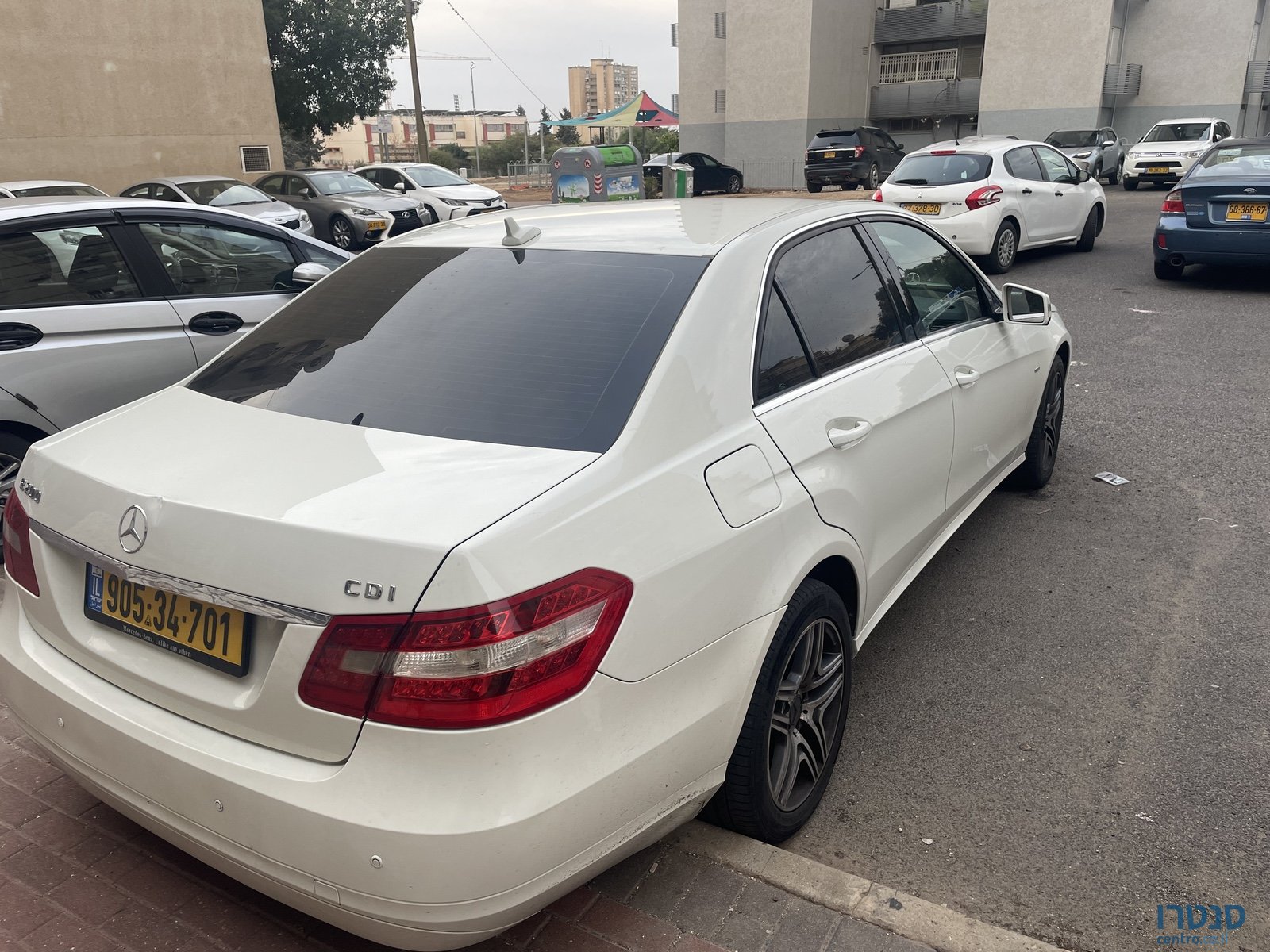 2012' Mercedes-Benz 200E Е photo #6