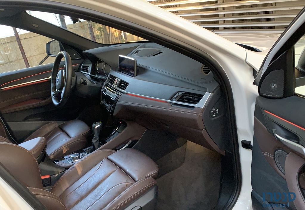 2022' BMW X1 ב.מ.וו photo #1