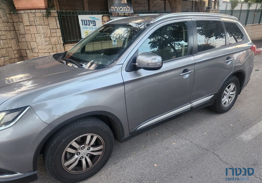 2021' Mitsubishi Outlander מיצובישי אאוטלנדר photo #3