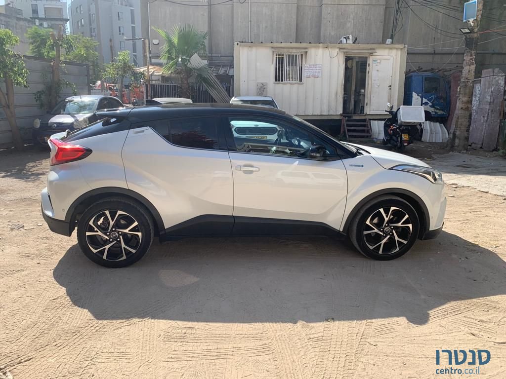2018' Toyota C-HR טויוטה photo #2