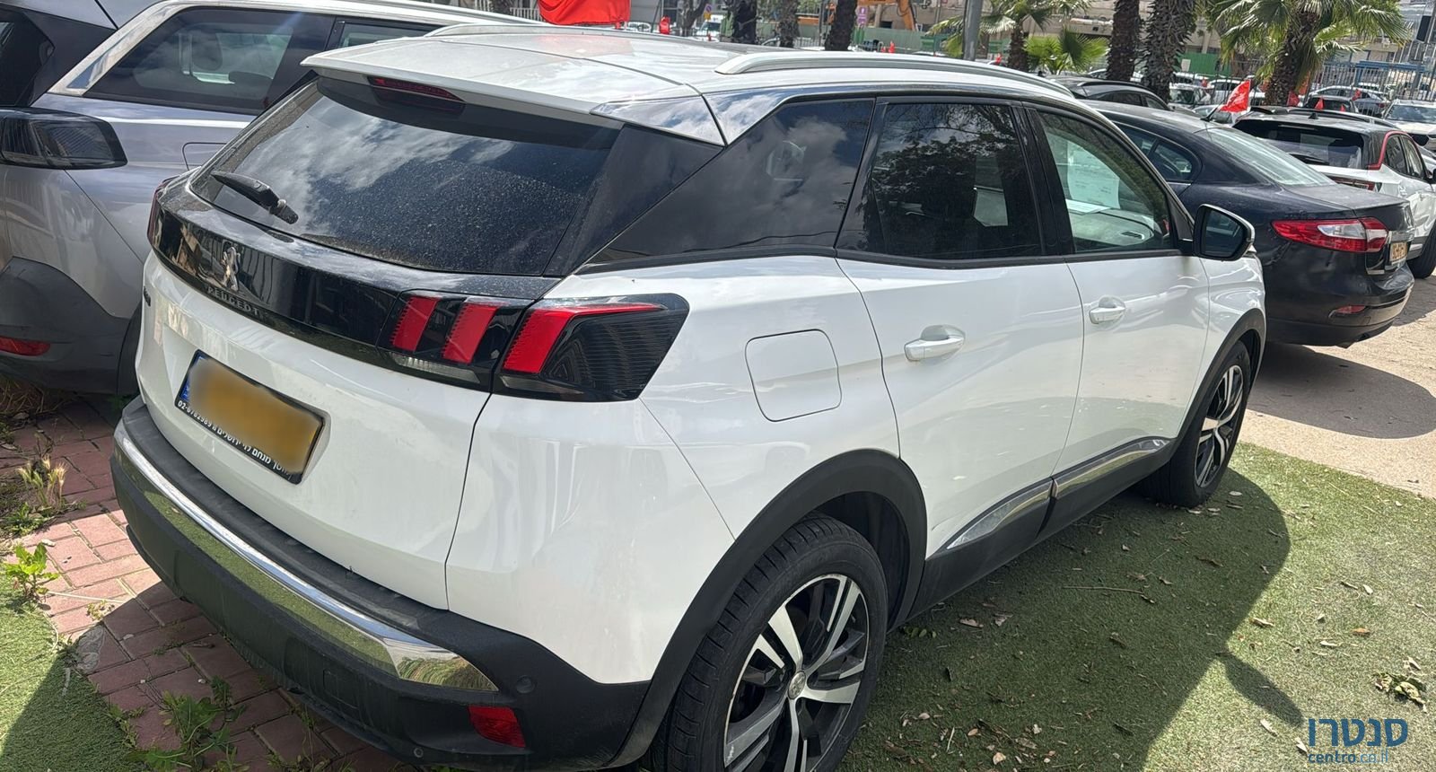 2020' Peugeot 3008 פיג'ו photo #5