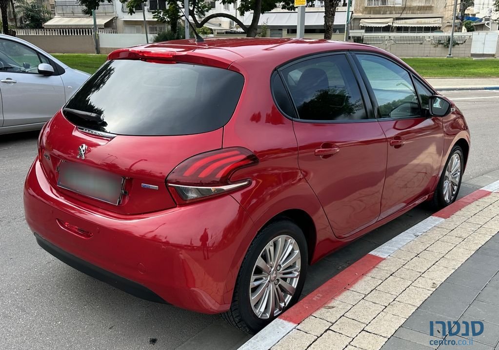 2016' Peugeot 208 פיג'ו photo #6