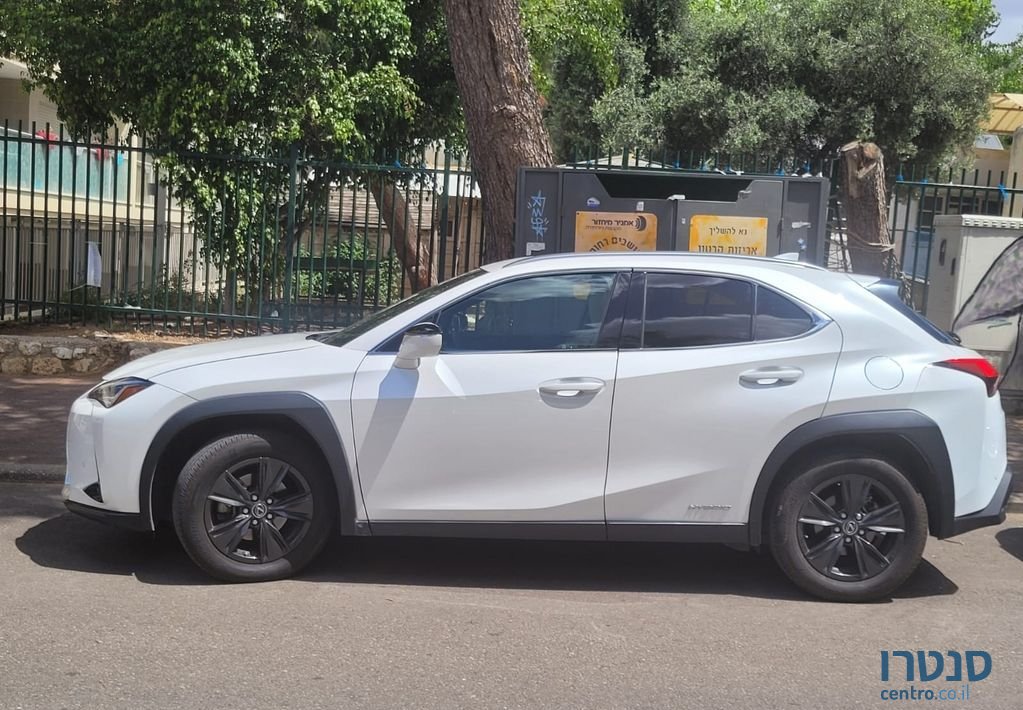 2021' Lexus UX לקסוס photo #1