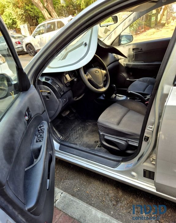 2009' Hyundai i30 יונדאי photo #5