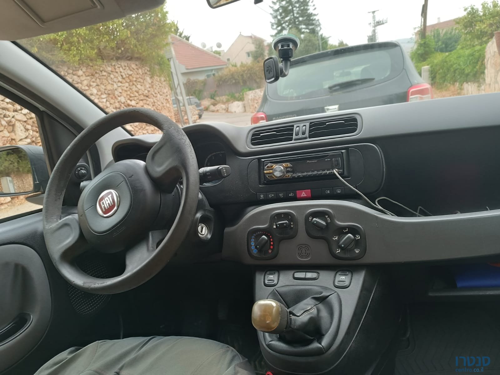 2012' Fiat Panda One photo #3