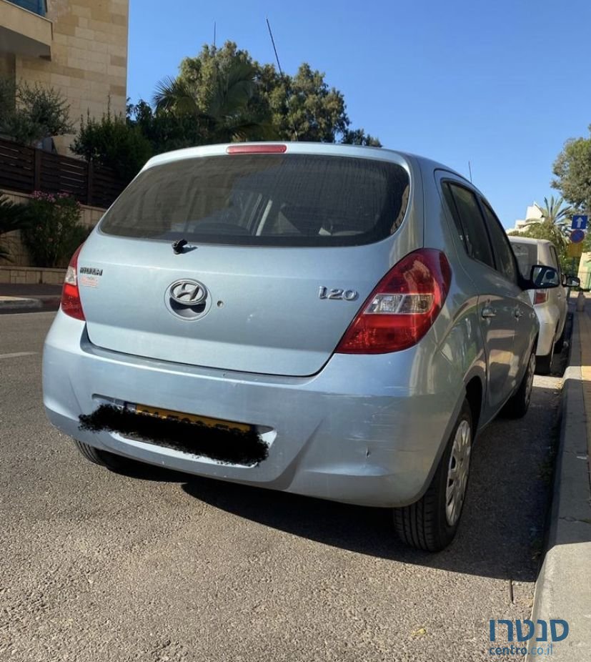 2012' Hyundai i20 יונדאי photo #4