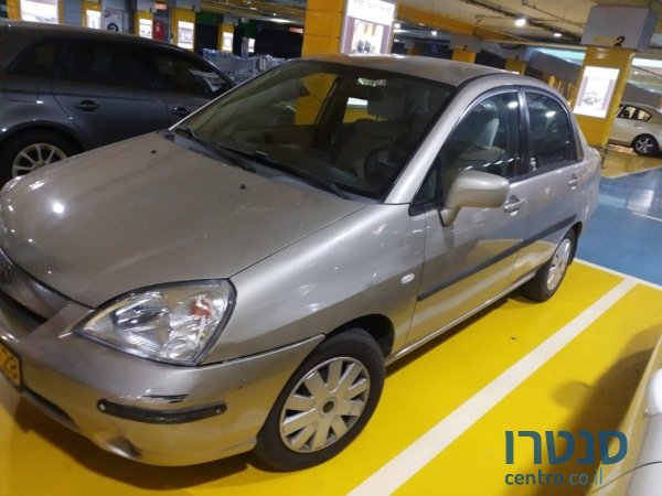 2002' Suzuki Liana photo #1