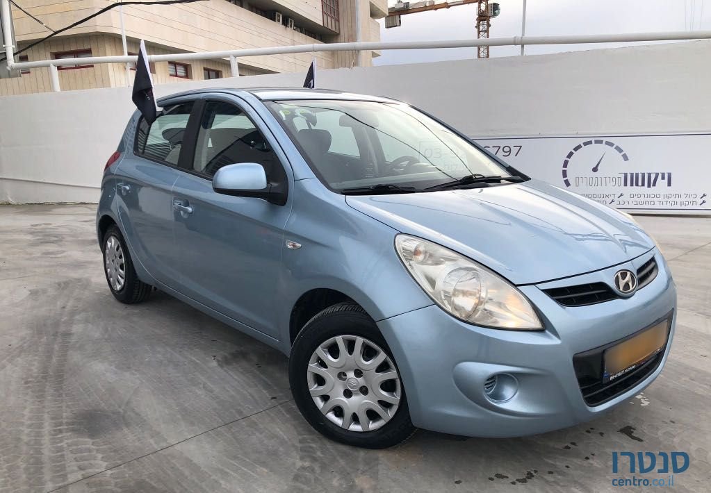 2012' Hyundai i20 יונדאי photo #1