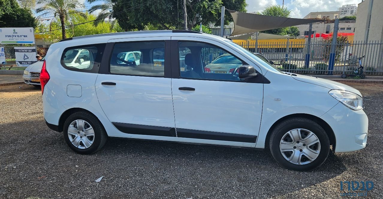 2021' Dacia Lodgy דאצ'יה לודג'י photo #3