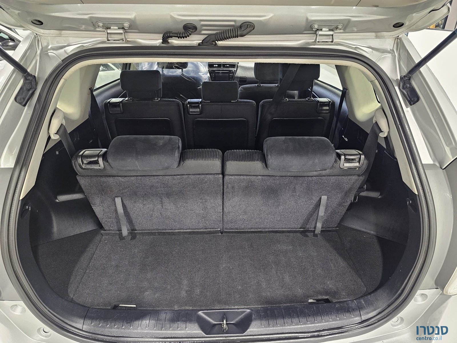 2021' Toyota Prius+ ACTIVE photo #7