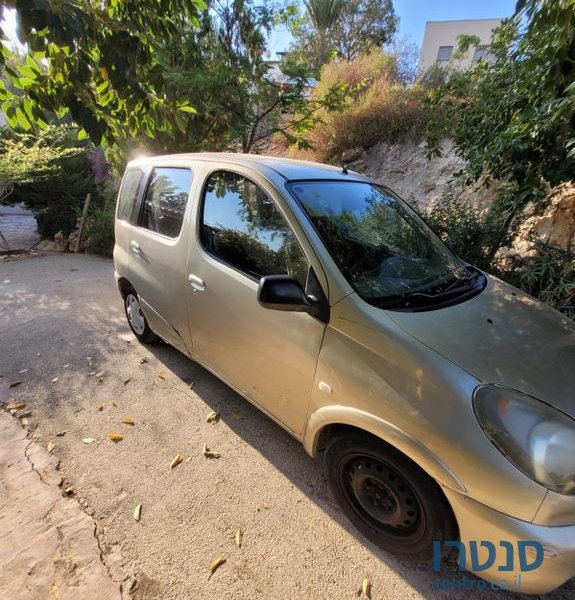 2001' Toyota Yaris טויוטה יאריס photo #3