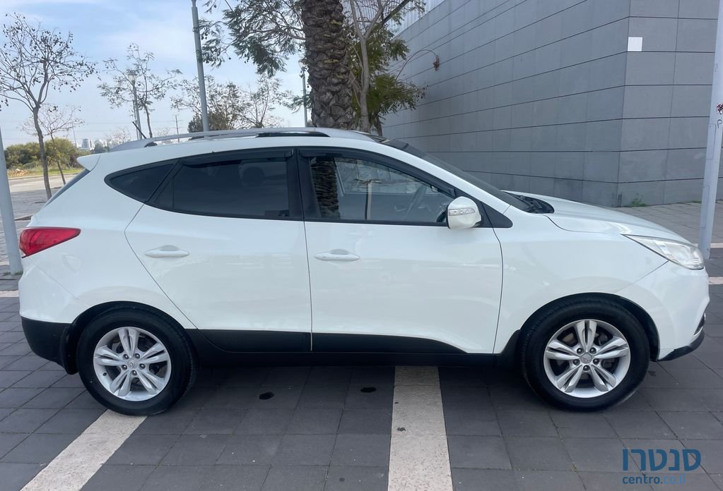 2010' Hyundai ix35 יונדאי photo #6