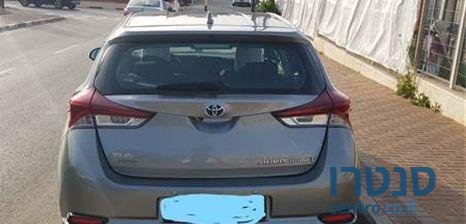 2015' Toyota Auris טויוטה אוריס photo #3