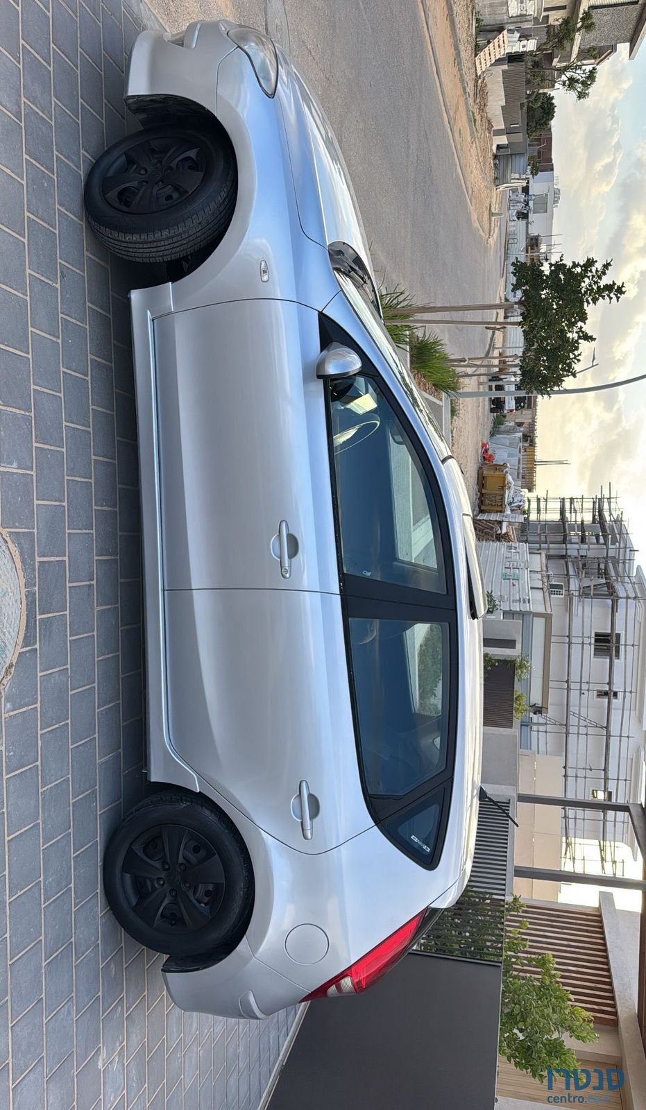 2011' Hyundai i30 יונדאי photo #3