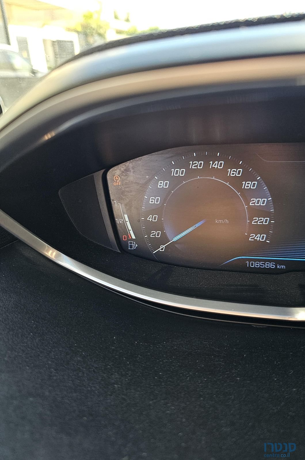 2017' Peugeot 3008 פיג'ו photo #4