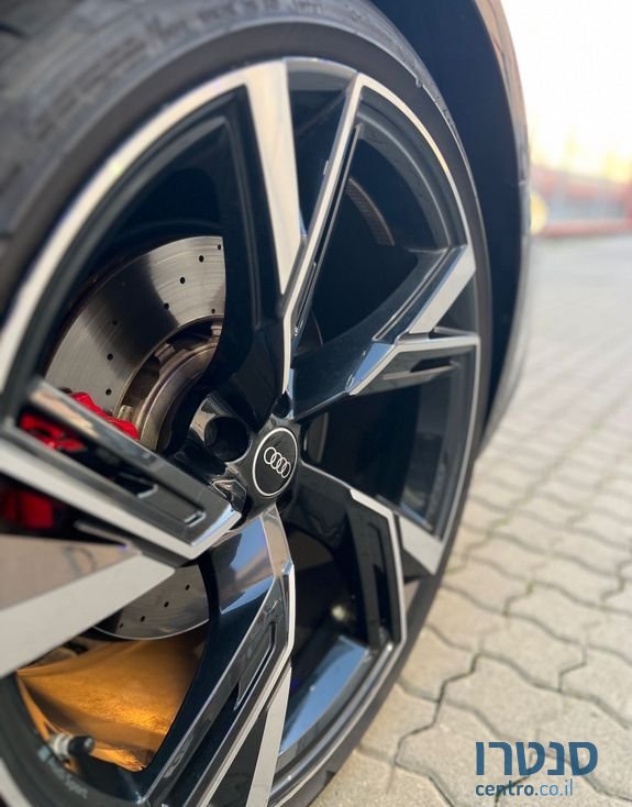 2022' Audi RS6 אאודי photo #6