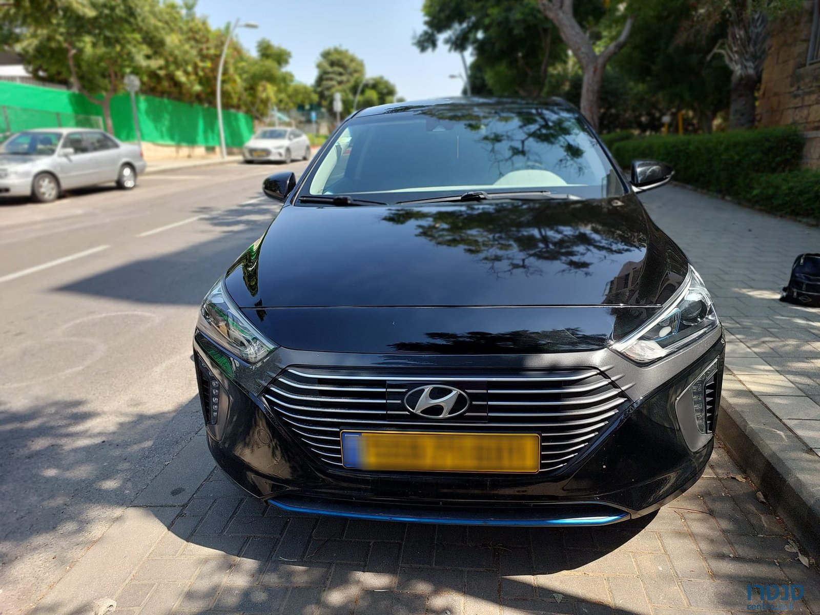 2019' Hyundai Ioniq photo #1