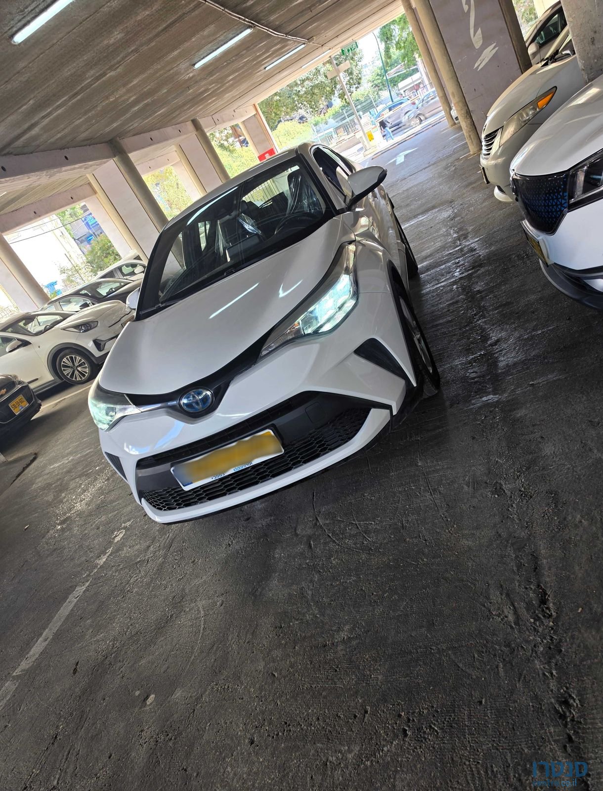 2023' Toyota C-HR טויוטה photo #2