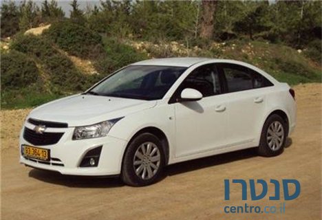 2011' Chevrolet Cruze photo #3