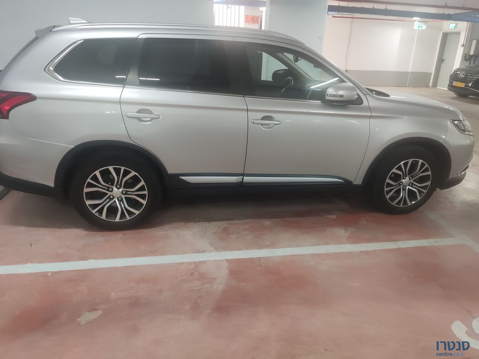 2018' Mitsubishi Outlander מיצובישי אאוטלנדר photo #3