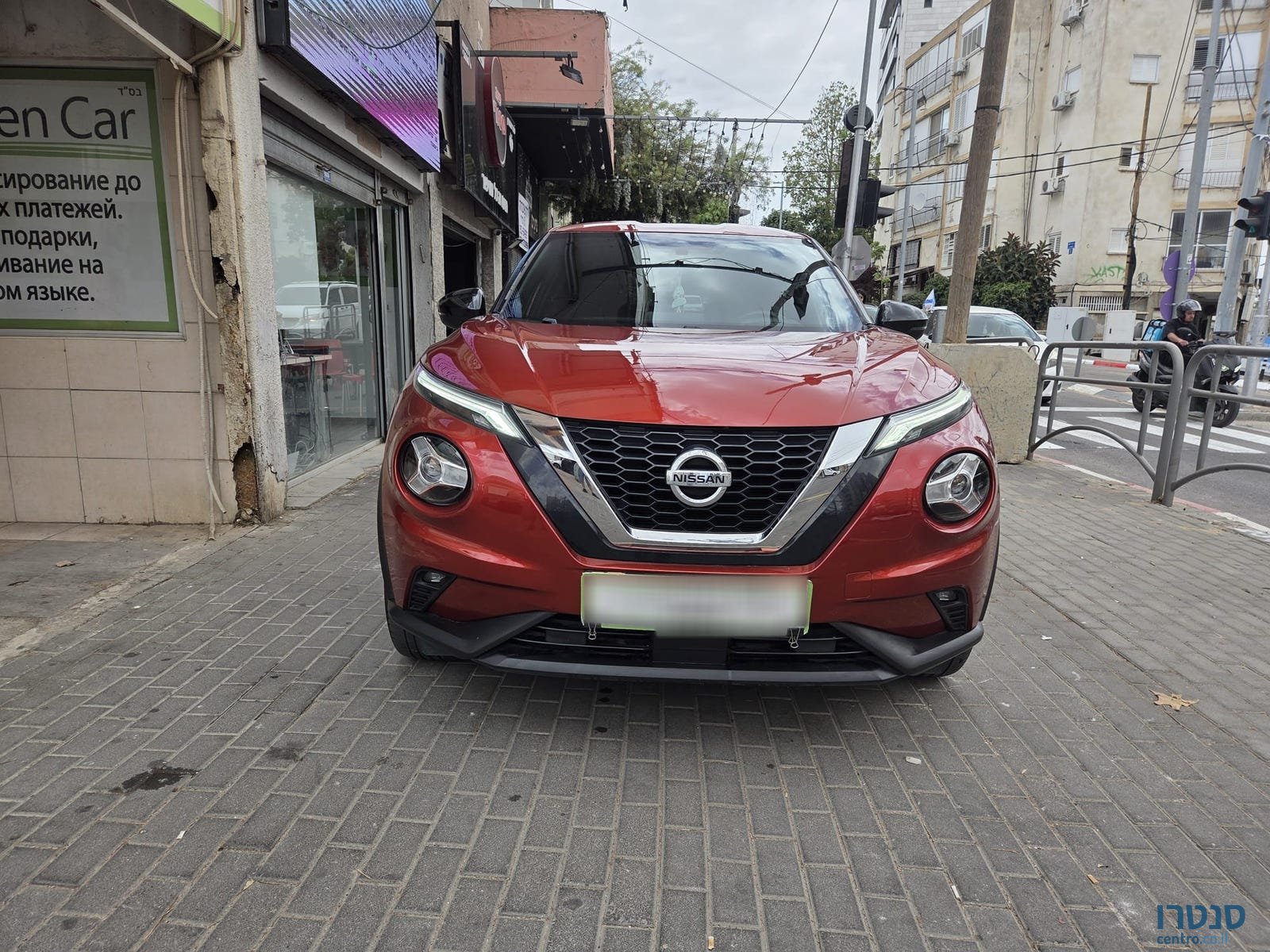 2021' Nissan Juke photo #3