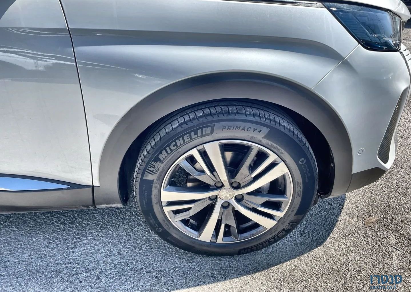 2023' Peugeot 3008 פיג'ו photo #5