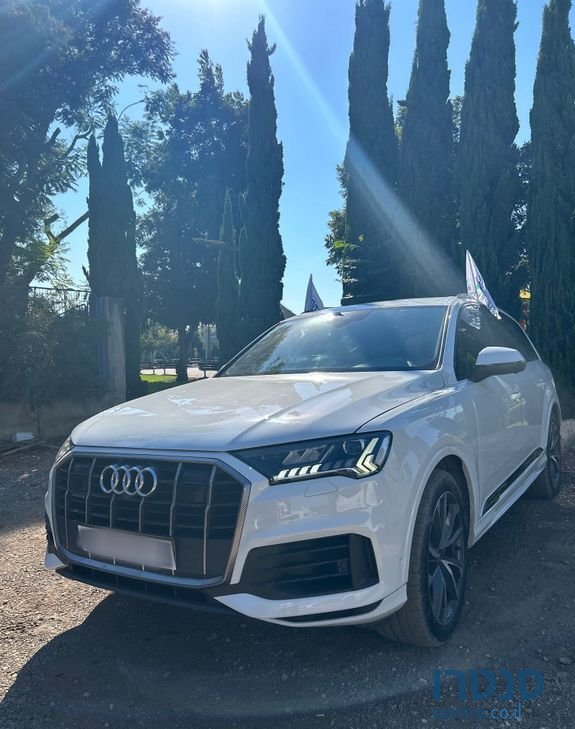 2020' Audi Q7 אאודי photo #3