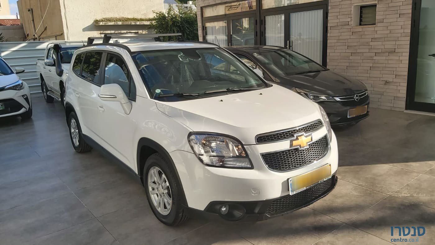 2017' Chevrolet Orlando photo #1