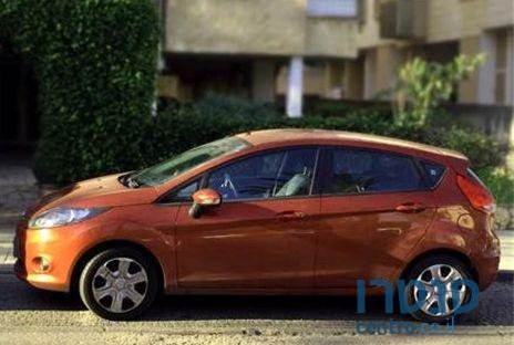 2010' Ford Fiesta טרנד החדשה photo #1