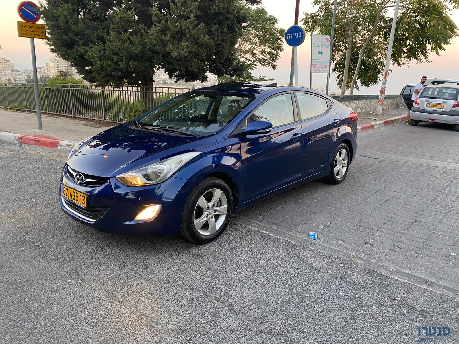 2012' Hyundai i35 photo #2