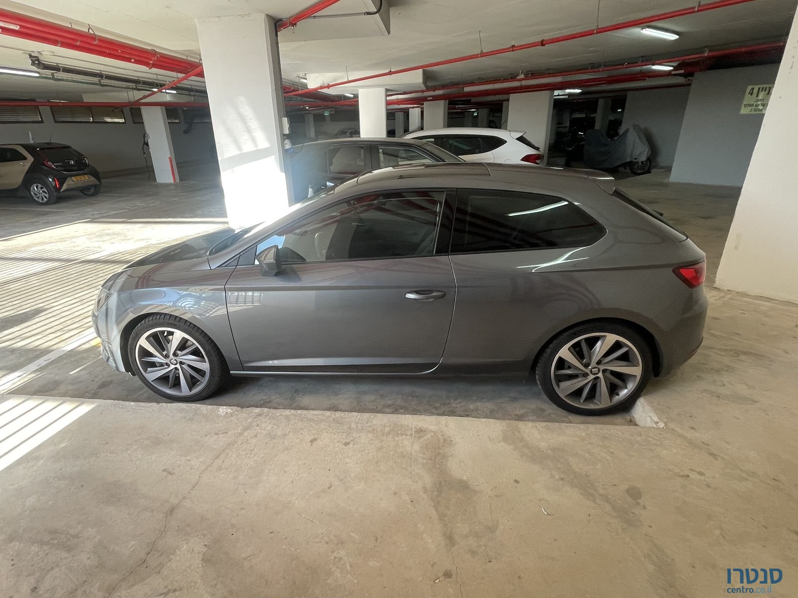 2015' SEAT Leon סיאט לאון photo #2