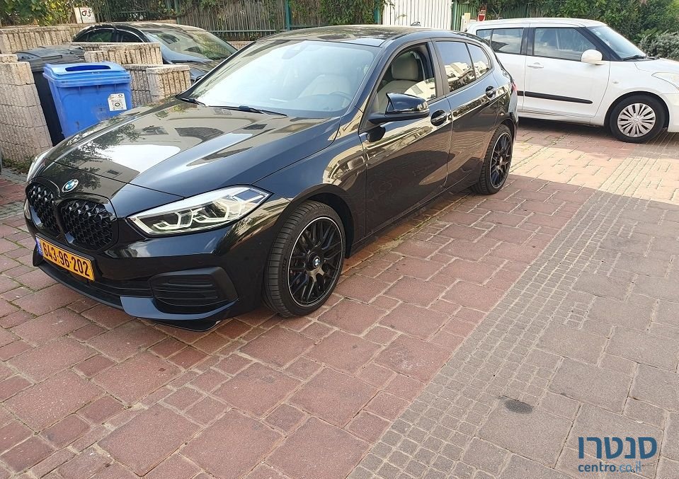 2021' BMW 1 Series ב.מ.וו סדרה 1 photo #2