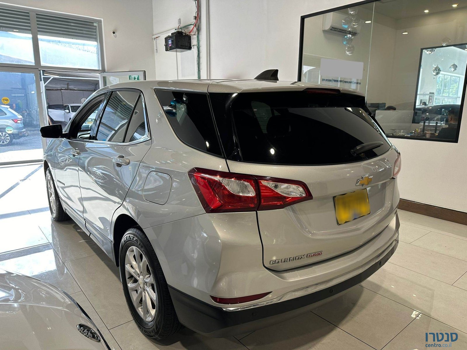 2019' Chevrolet Equinox photo #3