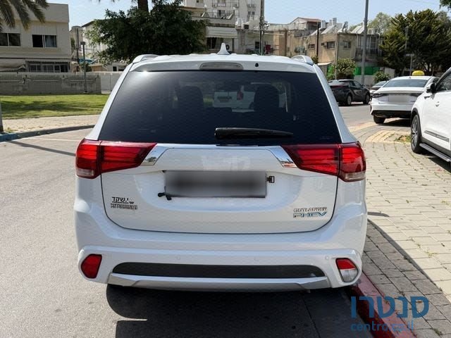 2018' Mitsubishi Outlander מיצובישי אאוטלנדר photo #5