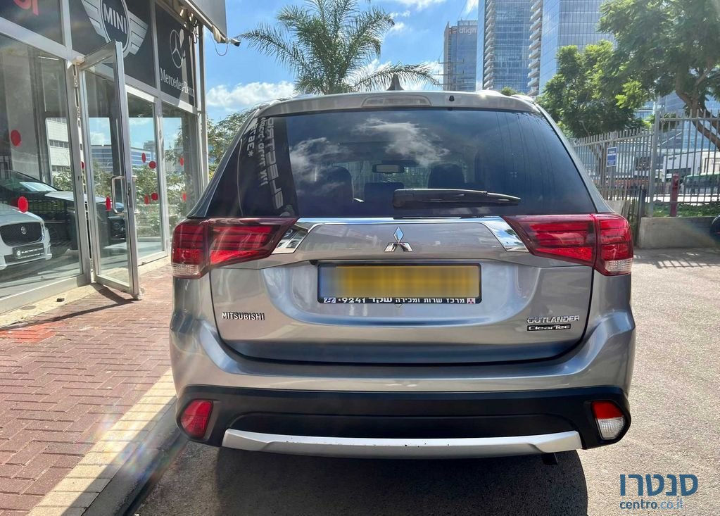 2018' Mitsubishi Outlander מיצובישי אאוטלנדר photo #6