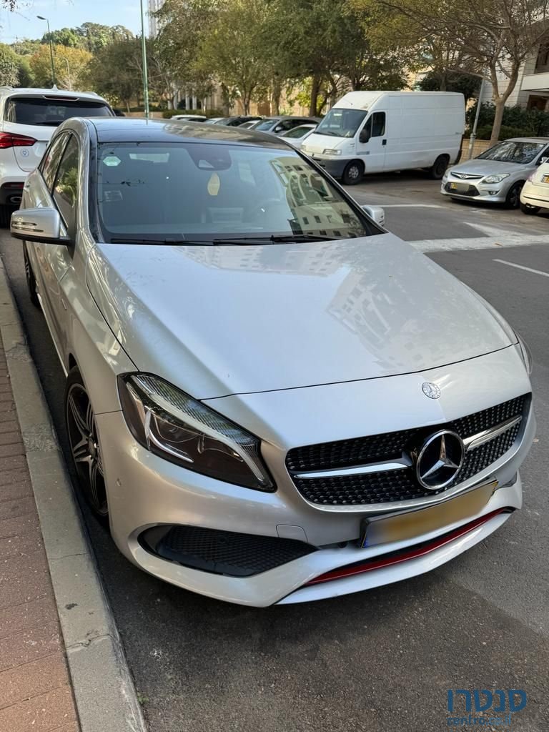 2017' Mercedes-Benz 270 מרצדס photo #4