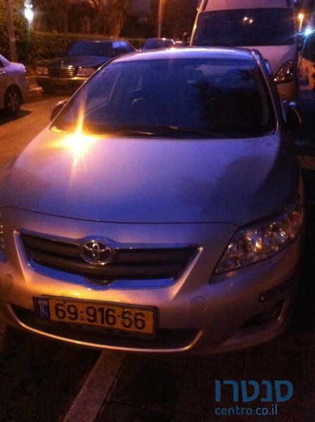 2008' Toyota Corolla photo #1