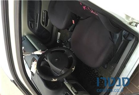 2002' Renault Clio photo #4