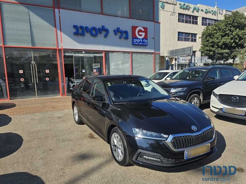 2021' Skoda Octavia סקודה אוקטביה photo #1