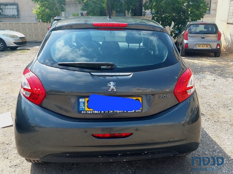 2015' Peugeot 208 פיג'ו photo #3